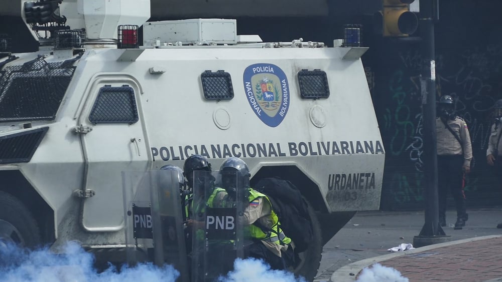 Ces dernières semaines, les forces de sécurité ont fait un usage disproportionné de la force pour étouffer les manifestations pacifiques. © Laura Rangel