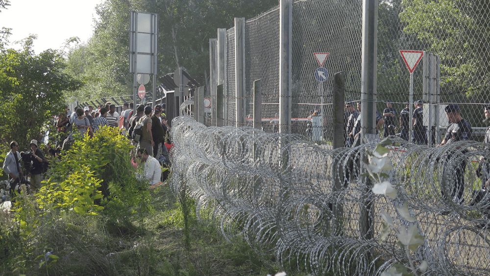 En tout, les États membres de l’UE ont construit plus de 235 kilomètres de clôtures le long de certaines frontières extérieures de l’Union.© Amnesty International