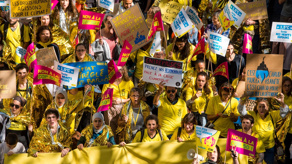 La crisi climatica rimane un'importante preoccupazione per noi tutti (qui una manifestazione del settembre 2019 a Parigi) ©Benjamin Girette / Hans Lucas