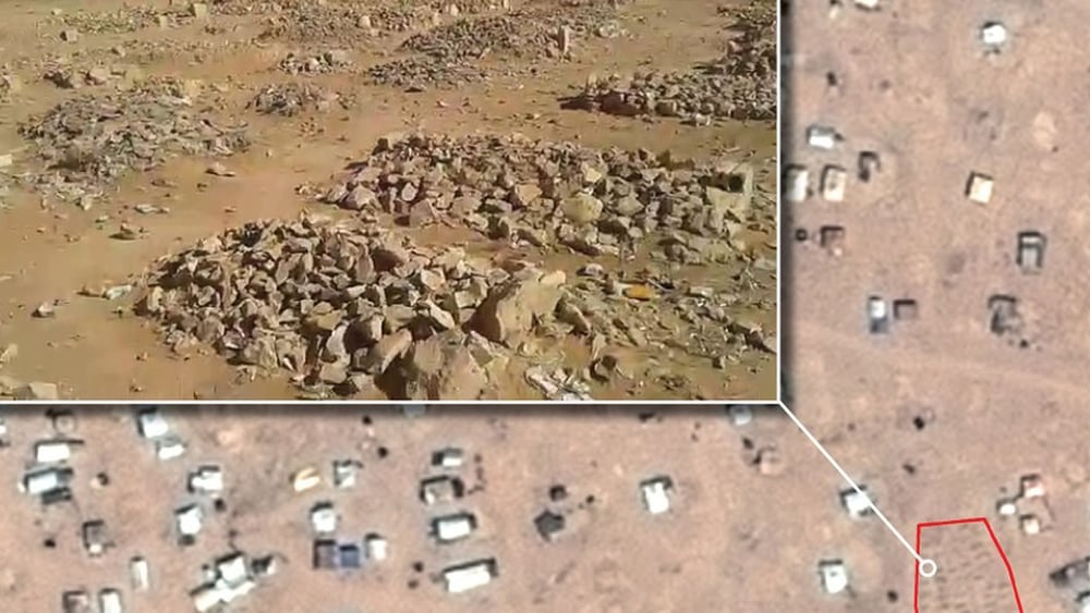 Dettaglio delle tombe lungo il confine siro-giordano © CNES 2016, Distribution AIRBUS DS