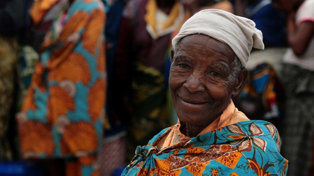 Ritratto di una donna anziana razzializzata