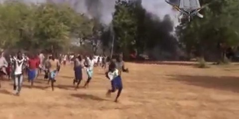 Menschen, die vor einer Boko Haram Attacke fliehen, März 2014 © Amnesty International