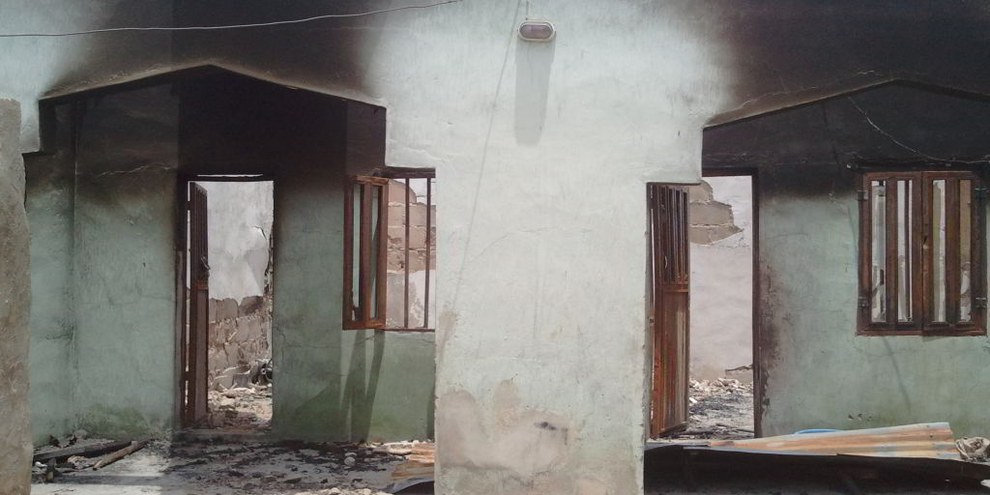Abgebranntes Haus in Zannari, Maiduguri / Ersatzbild (nach Ablauf der Bildrechte vom Originalbild) © Privat