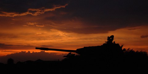 Ein Panzer im Südsudan ©TIM McKULKA/UNMIS