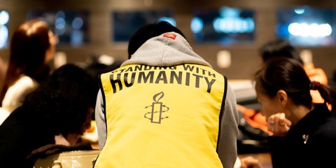 Die Regierung unter Joe Biden und Kamala Harris muss die menschenrechtlichen Verpflichtungen der USA einhalten. © Amnesty International