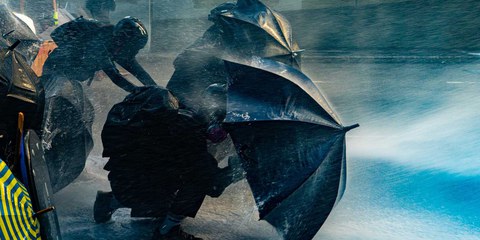 Seit dem Sommer 2019 kommt es in der chinesischen Sonderverwaltungszone Hongkong zu Massenprotesten für mehr Demokratie und gegen den wachsenden Einfluss Chinas, die von den Behörden unterdrückt werden. © Isaac Yeung / shutterstock.com