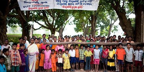 Die Bevölkerung wies darauf hin, dass die Schmelze die Wasser- und Luftverschmutzung weiter verschlimmern würde. © Sanjit Das