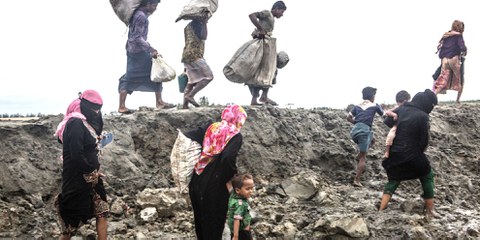 Hunderttausende Rohingya mussten aus Myanmar nach Bangladesch fliehen. Ihre Aussichten auf Rückkehr sinken: Auf dem Gelände ihrer Dörfer werden Stützpunkte und Helikopterlandeplätze  für Myanmars Militär gebaut. © Andrew Stanbridge / Amnesty International