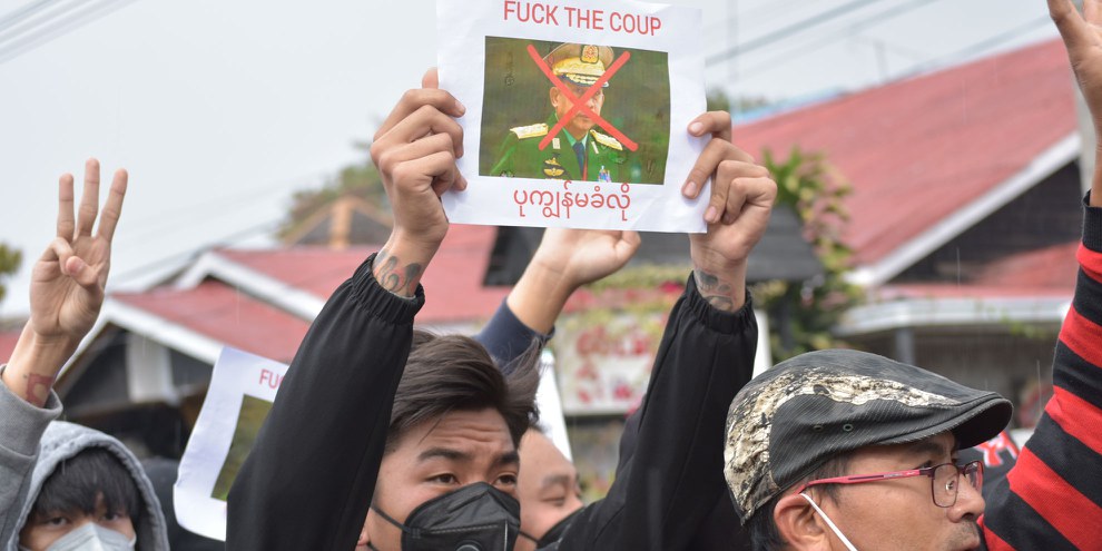 Gehen grosse Risiken ein: Friedlich gegen den Militärputsch Demonstrierende in Nyaungshwe, Myanmar, 7. Februar 2021. ©  Robert Bociaga Olk Bon / shutterstock