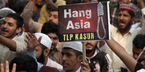 Unterstützer der religiösen Partei TLP verlangten die Hinrichtung von Asia Bibi, nachdem der Oberste Gerichtshofs Asia Bibi am 01. November 2018 freisgesprochen hatte. © A M Syed / shutterstock.com