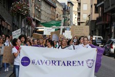 Aktivistin vor Gericht, weil sie sich zum Abtreibungsverbot geäussert hat