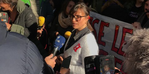 Vanessa Mendoza Cortes während der Gerichtsverhandlungen im Dezember 2023 © Amnesty Catalunya