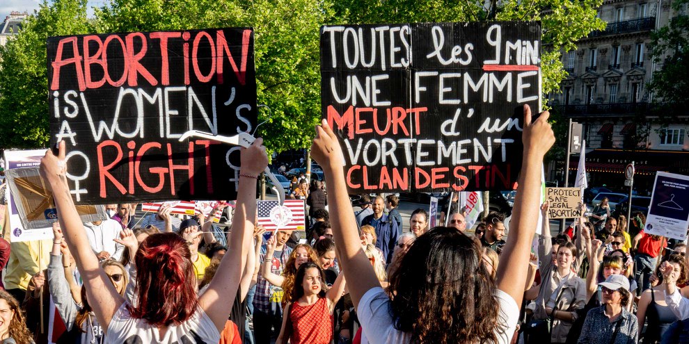 Kundgebung für das Recht auf Schwangerschaftsabbruch am 6. Mai 2022 in Paris.© Bruno Fert