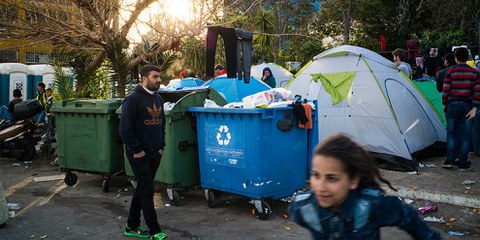 Die Zustände in den Flüchtlingslagern auf dem griechischen Festland sind unzumutbar für dort lebende Menschen. © Amnesty International/Olga Stefatou