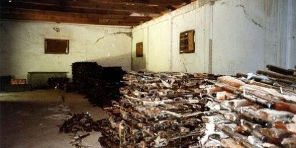 Waffenlager in Albanien - eine Lieferung für die DR Kongo © AI