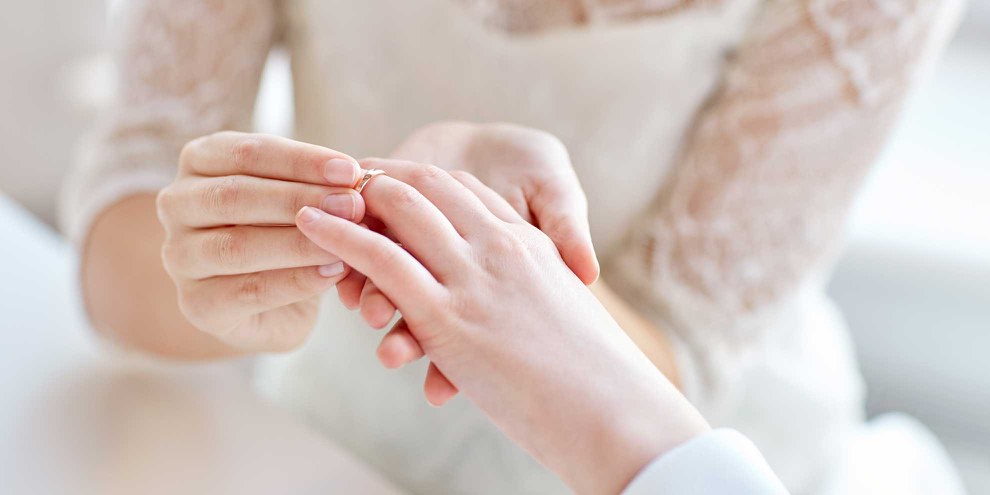Die Heiratsstrafe-Initiative hätte der vollen Gleichberechtigung von homosexuellen Paaren in Ehe und Familie einen Riegel vorgeschoben. © Syda-Productions / Shutterstock.com