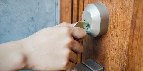 Präventiver Hausarrest würde möglich – rein aufgrund dessen, was eine Person vielleicht in Zukunft tun könnte. © LFO62 / shutterstock.com