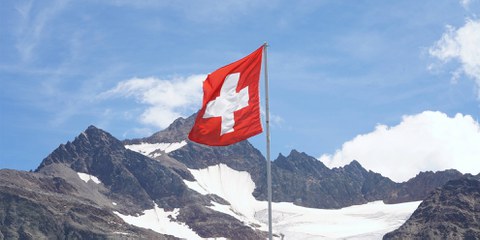 Der Klimawandel führt nicht nur zu Umweltschäden, sondern hat auch massive Auswirkungen auf grundlegende Menschenrechte. © IMAGO / Manuel Geisser