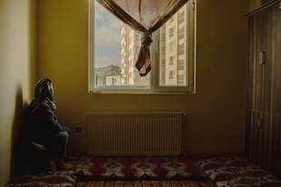 Die Schweiz muss sich entschieden für die Rechte von afghanischen Frauen und Mädchen einsetzen