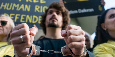 Protestaktion vor der türkischen Botschaft in Paris. © Colin Poiraut