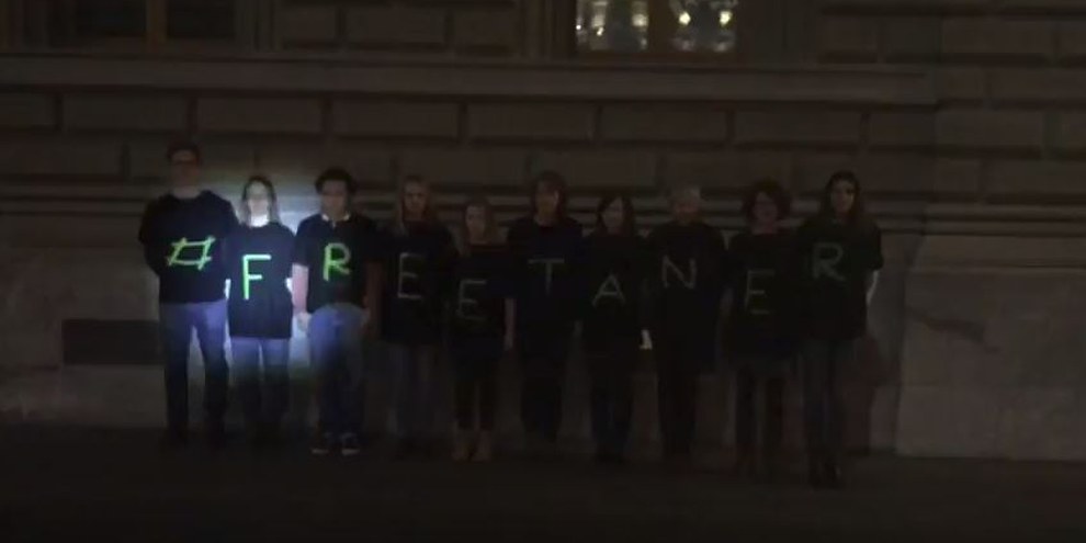 Aktion #FreeTaner in Bern