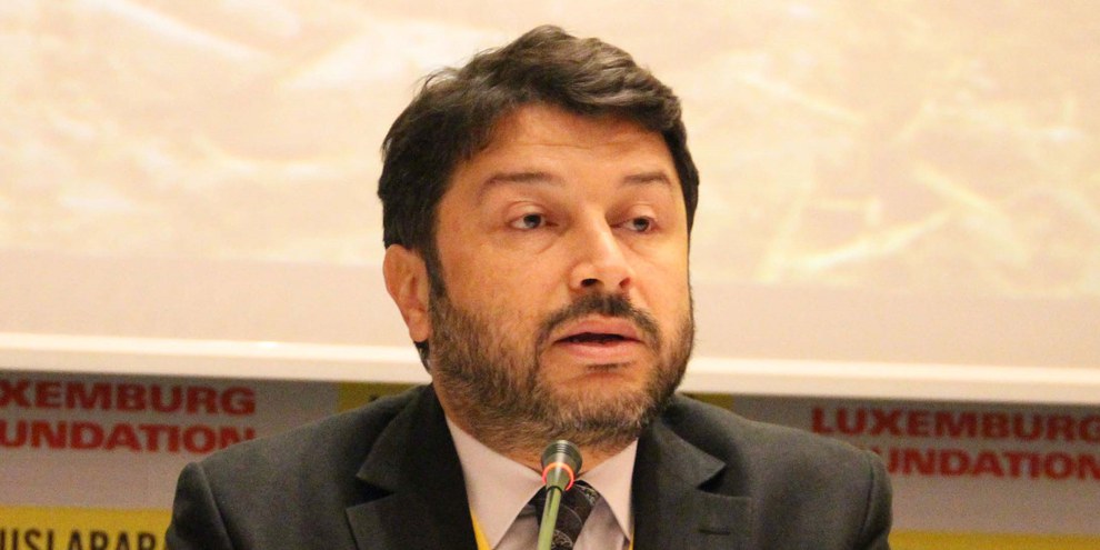 Sass mehr als ein Jahr in Untersuchungshaft – der türkische Menschenrechtsanwalt Taner Kılıç (hier ein Jahr vor seiner Verhaftung). © Amnesty International