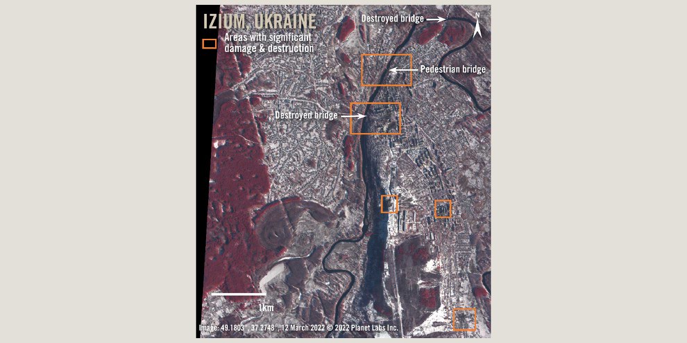 Diese Satellitenbilder zeigten bereits im März die erheblichen Schäden und Zerstörungen durch den russischen Angriff auf die Stadt Isium. © 2022 Planet Labs Inc.