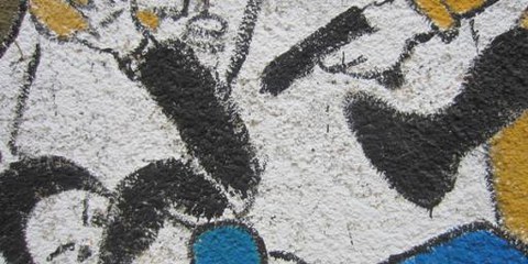 Graffiti eines Übergriffs, dessen Bild vor 2 Jahren um die Welt ging © Amnesty International