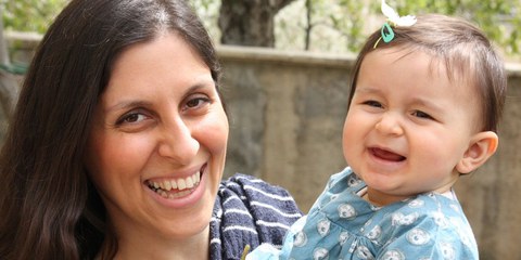Die britisch-iranische Staatsbürgerin Nazanin Zaghari-Ratcliffe mit ihrer Tochter Gabriella (Archivaufnahme aus dem Jahr 2016)  © Free Nazanin
