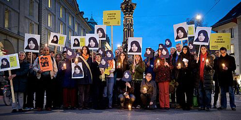 Gegen 100 Menschen protestierten gegen die drohende Hinrichtung von Sakineh Ashtiani © Susanne Keller