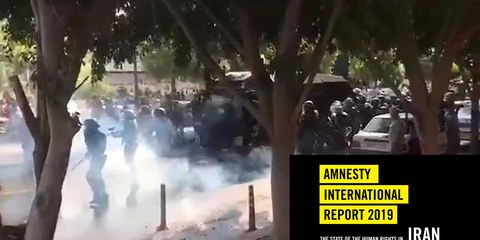 Iranische Sicherheitskräfte schiessen am 16. November 2019 mit Tränengas, um einen Protest in der Stadt Bushehr im Südwesten des Iran, zu zerstreuen.  © Privat
