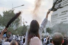 Ein Jahr nach dem Beginn der Proteste – internationale Gemeinschaft in der Pflicht