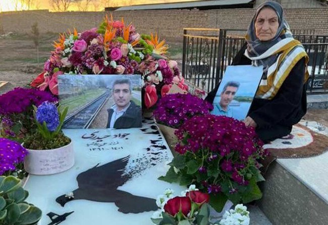 Persecution of Families in Iran - Javad Heidari's mother at his grave