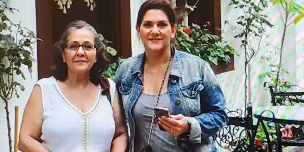Nahid Taghavi mit ihrer Tochter Mariam Claren. © privates Archivbild
