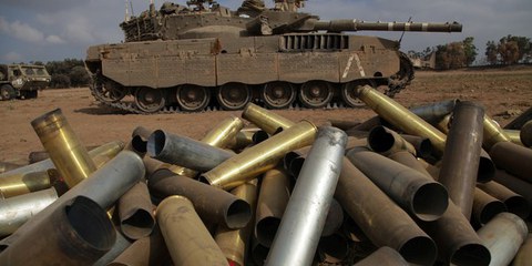 Israelischer Panzer an der Grenze zu Gaza, 28. Juli 2014. © OLIVER WEIKEN / EPA