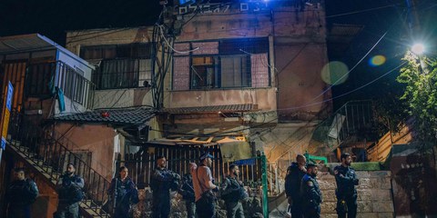Israelische Sicherheitskräfte vor einem Haus in Ost-Jerusalem. © Amnesty International