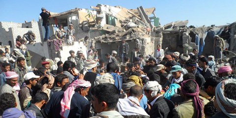 Nach einem Luftangriff in der Nähe des Internationalen Flughafens von Sana'a. © Zakarya Dahman, courtesy of The Yemen Times