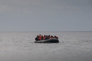 Flüchtlinge und MigrantInnen im Teufelskreis gefangen
