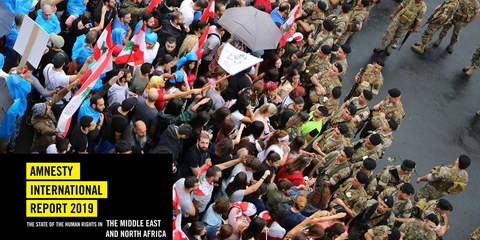 Proteste gegen die libanesische Regierung und die weitverbreitete Korruption im Land. Beirut, Libanon am 25. Oktober 2019. © Hiba Al Kallas / shutterstock.com