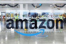 Amazon erstattet Arbeitskräften rechtswidrige Gebühren