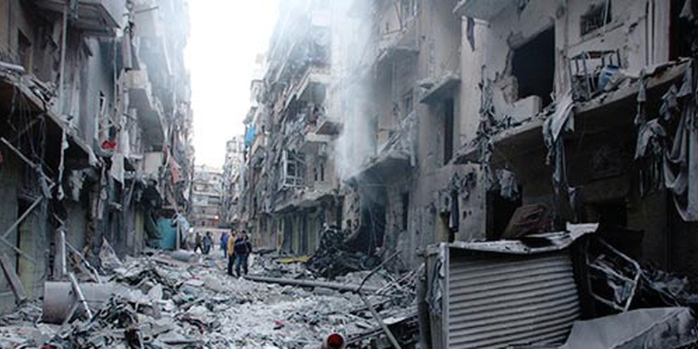 Aleppo: Das Quartier Salahideen Anfang April nach einem Angriff durch eine Boden-Boden-Rakete. © Amnesty International / Khalil Hajjar 