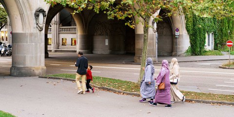 Burka-Verbot und Menschenrechte