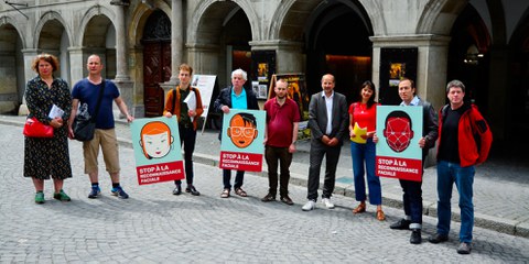 Über 10'000 Menschen gegen automatische Gesichtserkennung