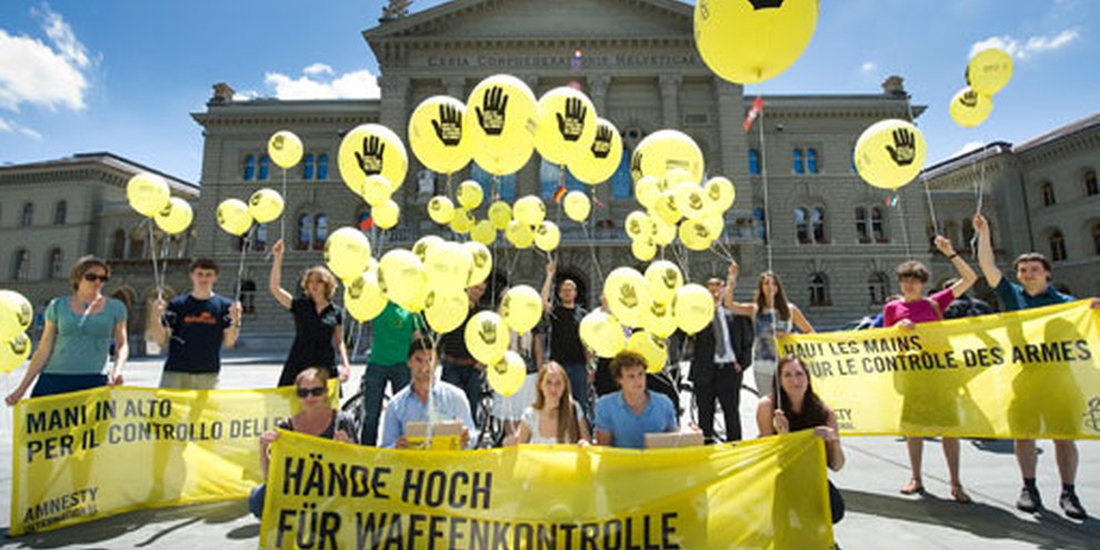 Petitionsübergabe auf dem Bundesplatz. © Valérie Chételat
