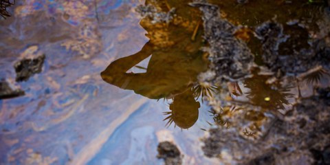 In Gokana kam es zu mehreren Ölverschmutzungen. Die Förderung wurde zwar eingestellt, doch die Umwelt bleibt verseucht.  © Michael Uwemedimo/cmapping.net