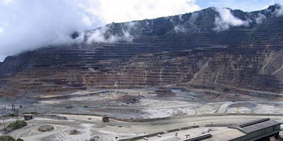 © Ok Tedi Mine CMCA Review