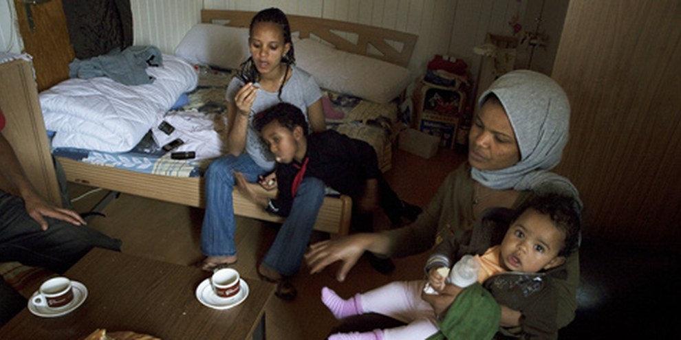 Eine Familie aus Eritrea (Nothilfezentrum Zürich Altstetten). © Jacek Pulawski