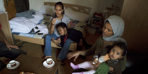 Eine Familie aus Eritrea (Nothilfezentrum Zürich Altstetten). © Jacek Pulawski