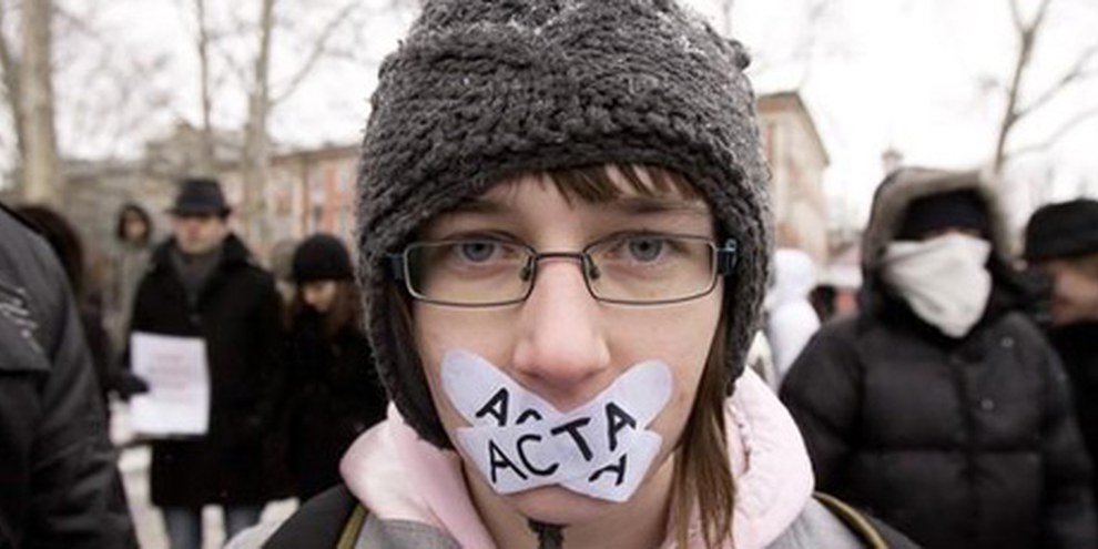 In ganz Europa fanden Proteste gegen ACTA statt. © Juka Dakskobler/Demotix 