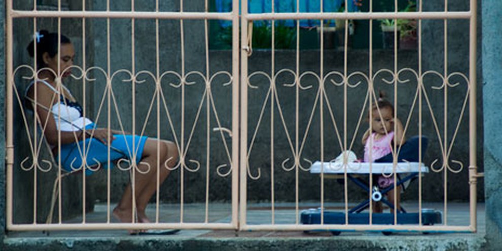 Jede Frau soll wählen können, ob sie Mutter werden will. Strassenszene in Managua. © AI